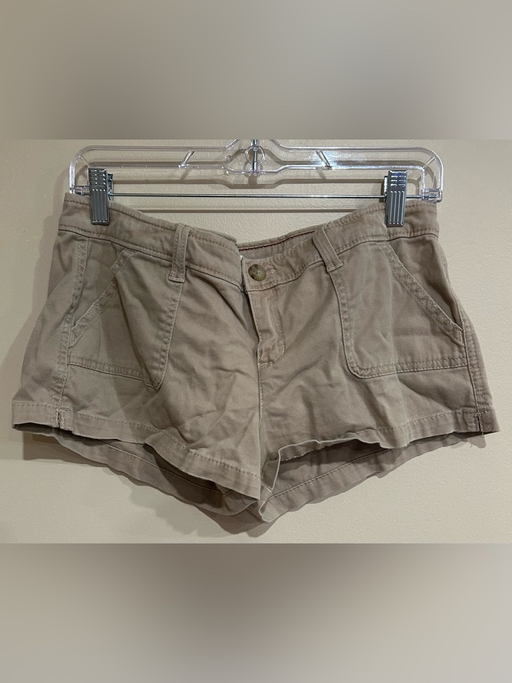 Y2K Hollister Khaki Lowrise Short Short Stretch Size 7 Preppy Juniors